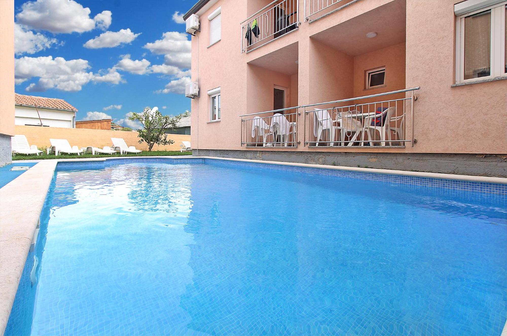 Apartments Edin 1359 Peroj Ngoại thất bức ảnh