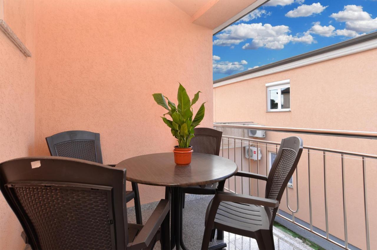 Apartments Edin 1359 Peroj Ngoại thất bức ảnh